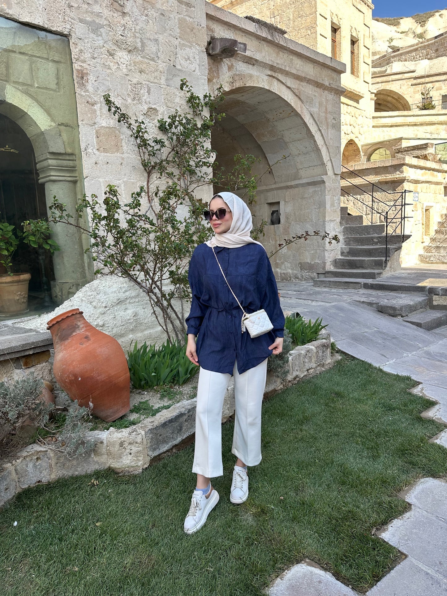 Belden Kuşaklı viskon gömlek Lacivert